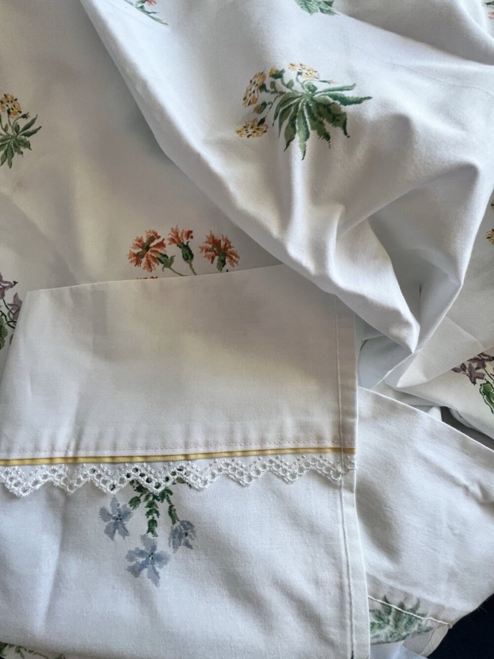 Martha Stewart Twin Flat Sheet Eyelet Lace Floral 1990s 50% Cotton Poly KMART